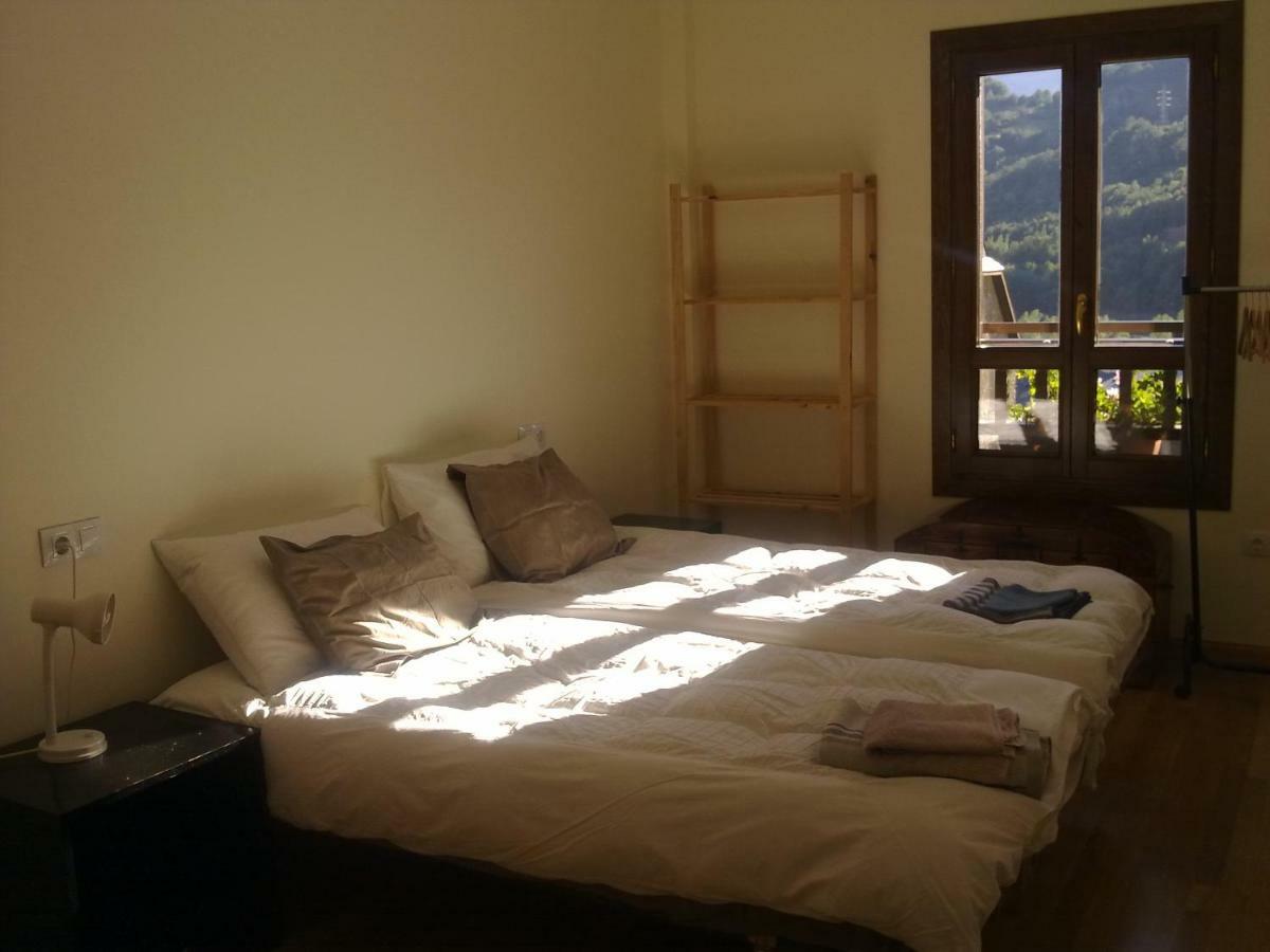 Vistas Espectaculares, Wifi Y Parking Apartment El Pueyo de Jaca Ngoại thất bức ảnh